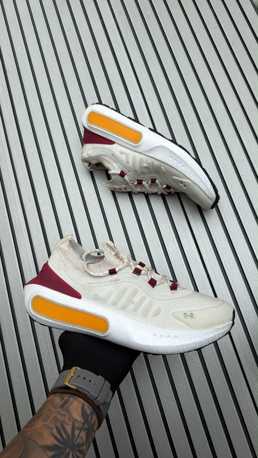 UNDER ARMOUR PHANTOM