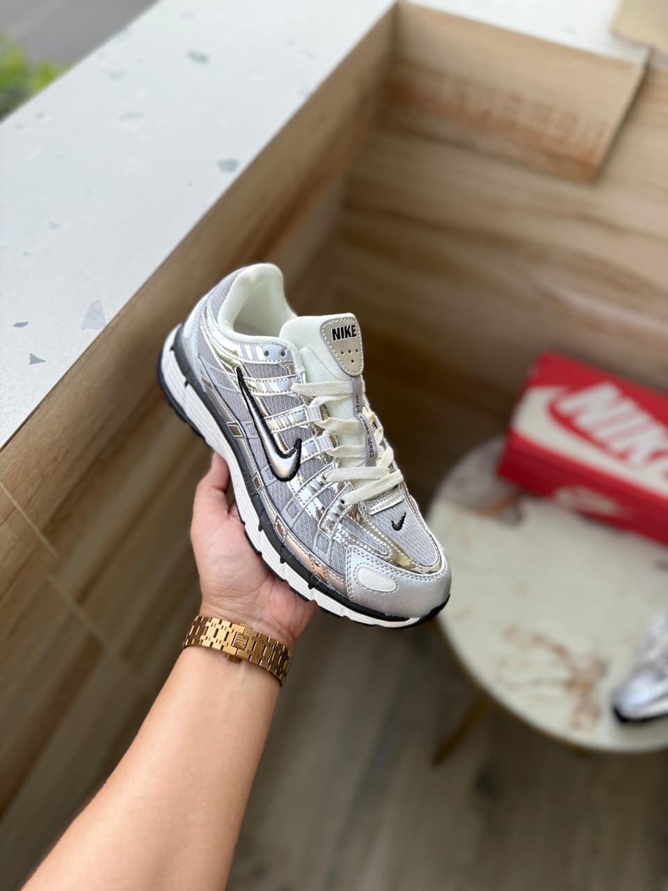 NIKE P 6000 TRAINER METALLIC