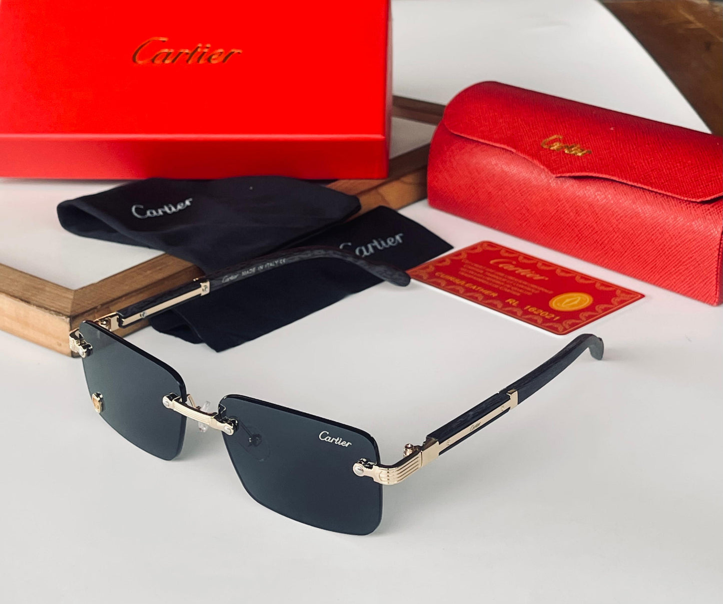 CARTIER SUNGLASSESS