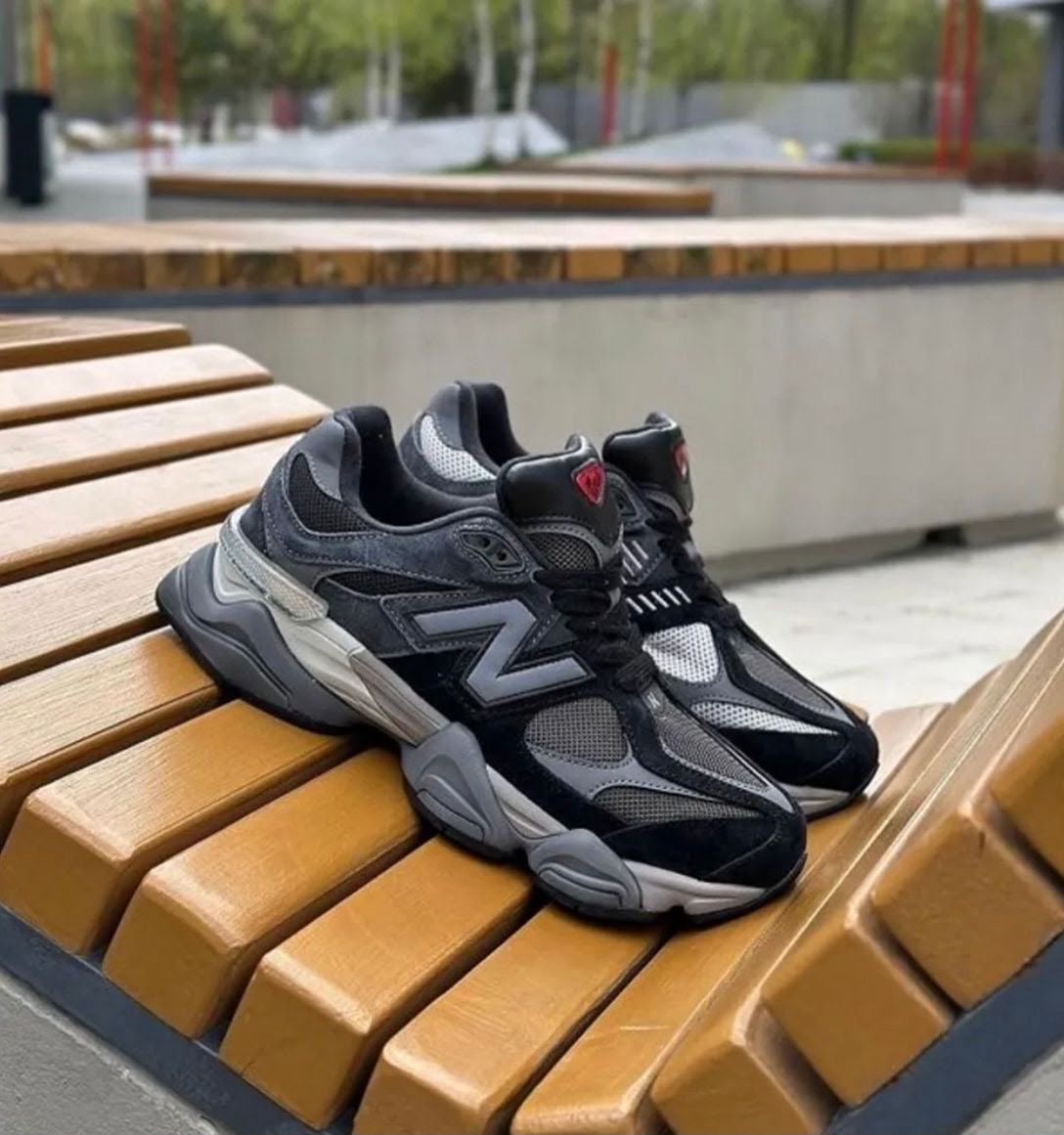 NEW BALANCE 9060 CASTLEROCK BLACK