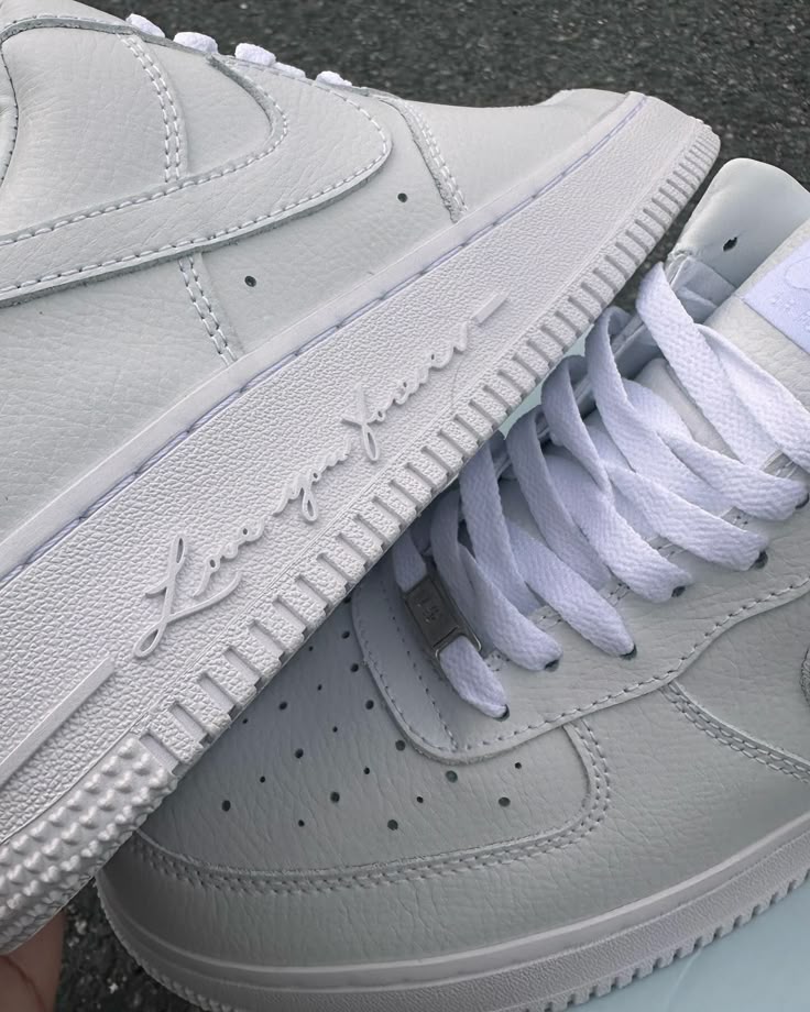 NIKE AIRFORCE 1 LOW X NOCTA