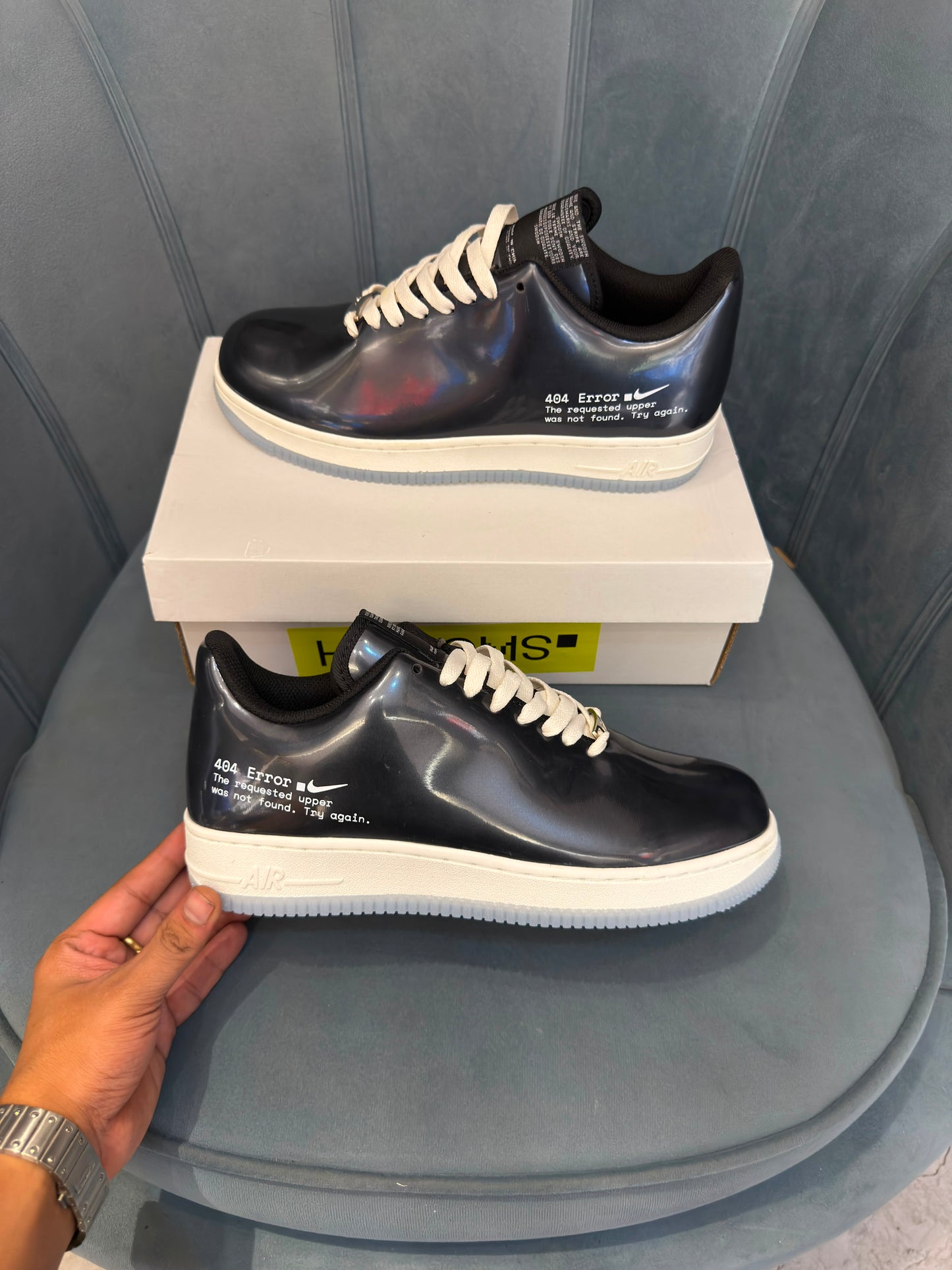 NIKE AIRFORCE ONE SWOOSH ERROR  BLACK