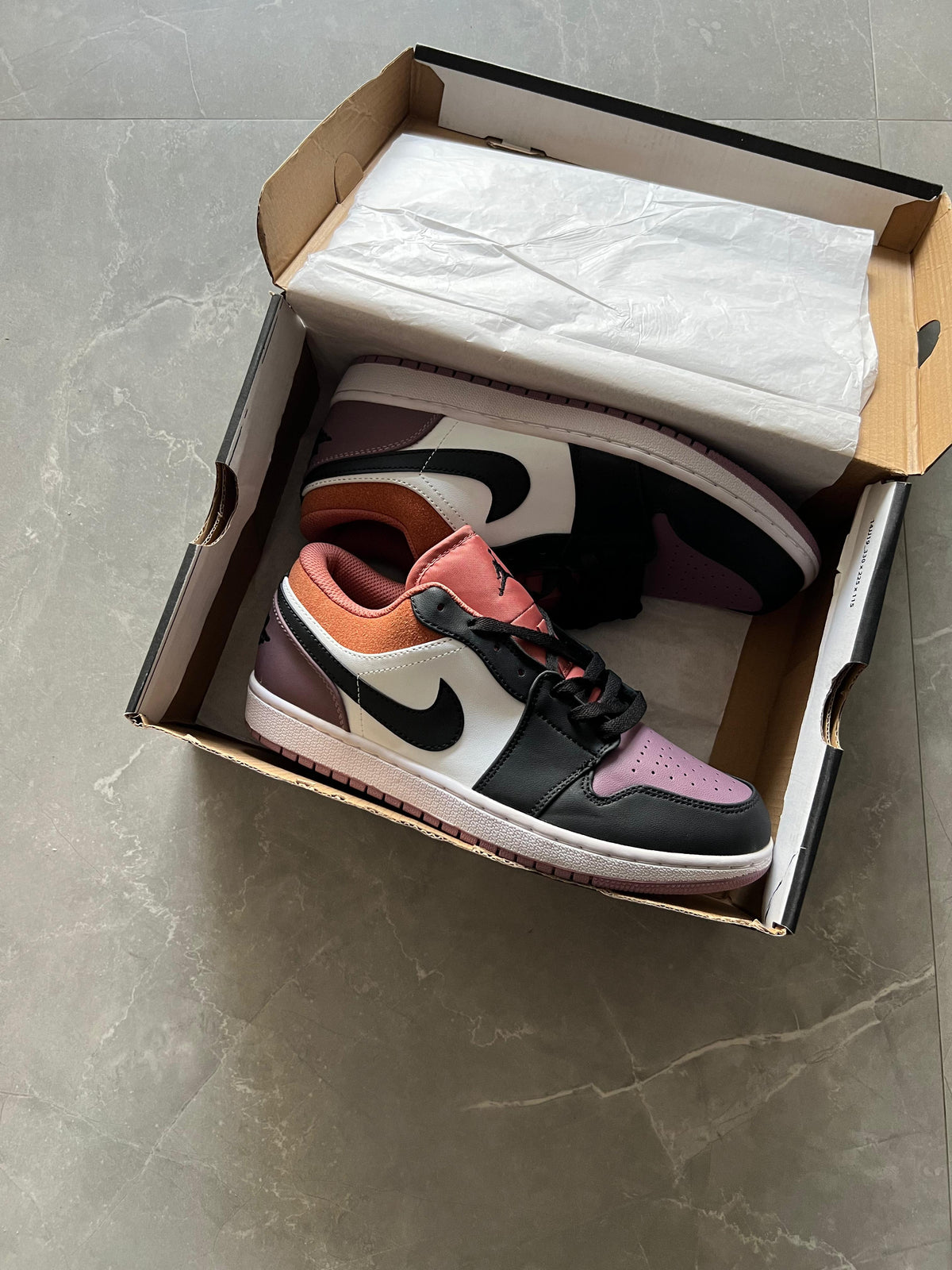 NIKE AIR JORDAN CUT LOW 2026