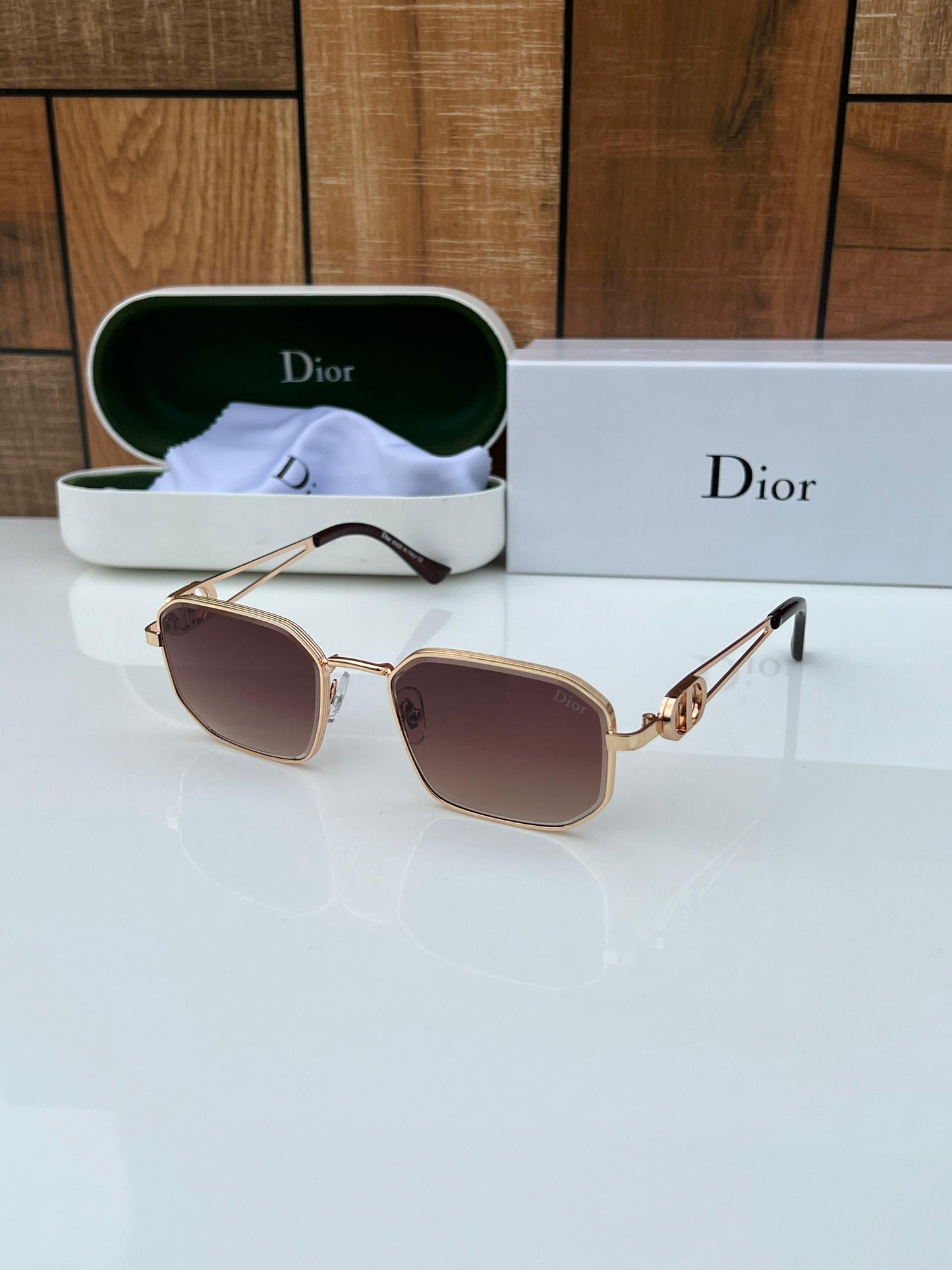 DIOR SUNGLASS