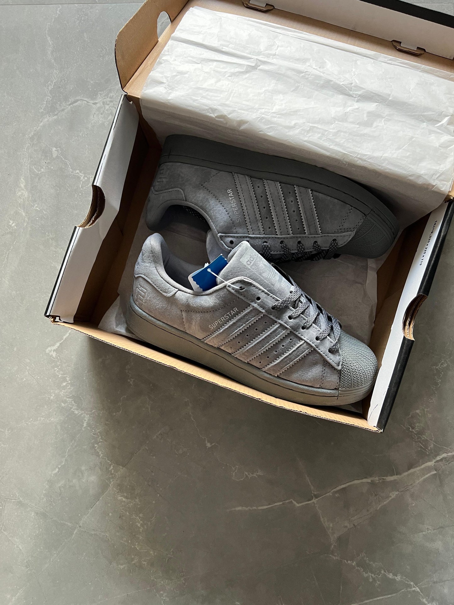 ADIDAS ORIGINALS SUPERSTAR