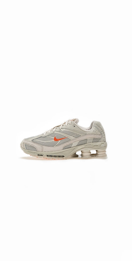 NIKE SHOX WHITE 2025
