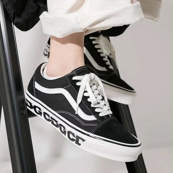 VANS OLD SKOOL X CDG