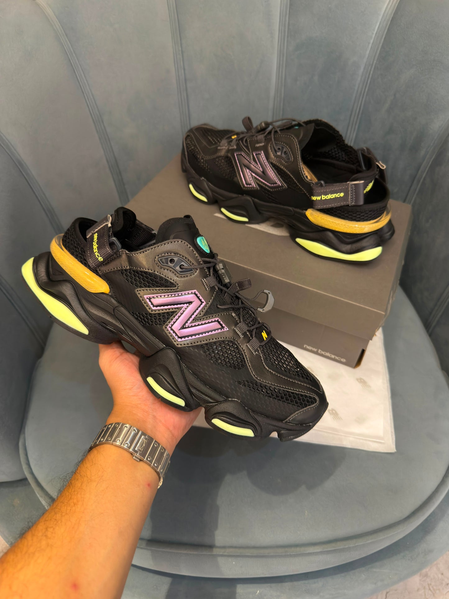 NEW BALANCE 9060 SUMMER BLACK NEON