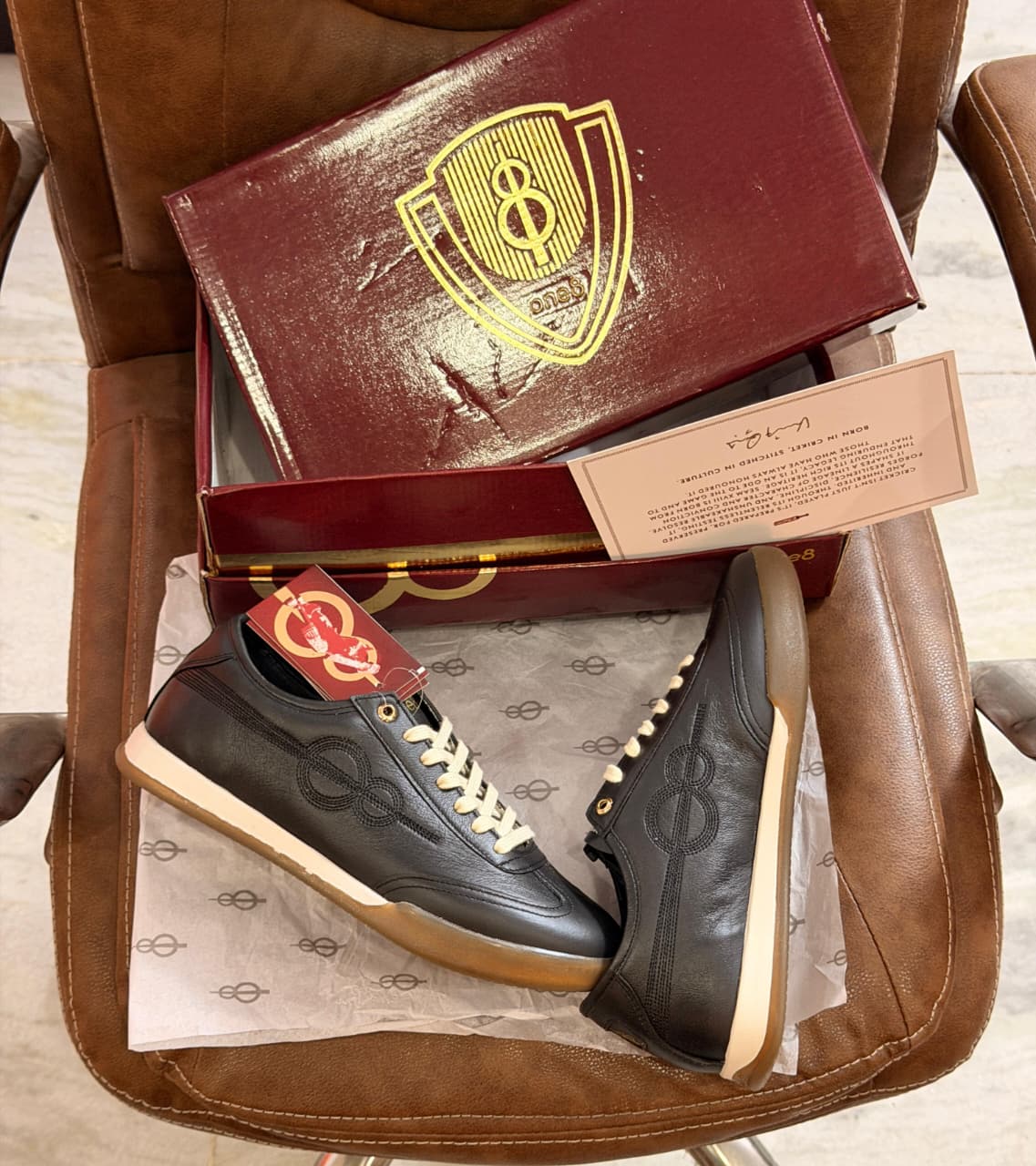 VIRAT KHOLI ONE 8 SEAM 18 BLACK SNEAKERS
