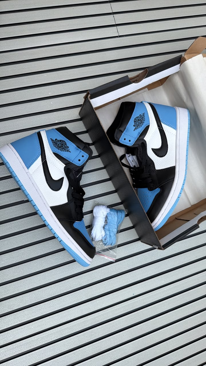 NIKE AIR JORDAN ONE RETRO HIGH OG UNC TOE