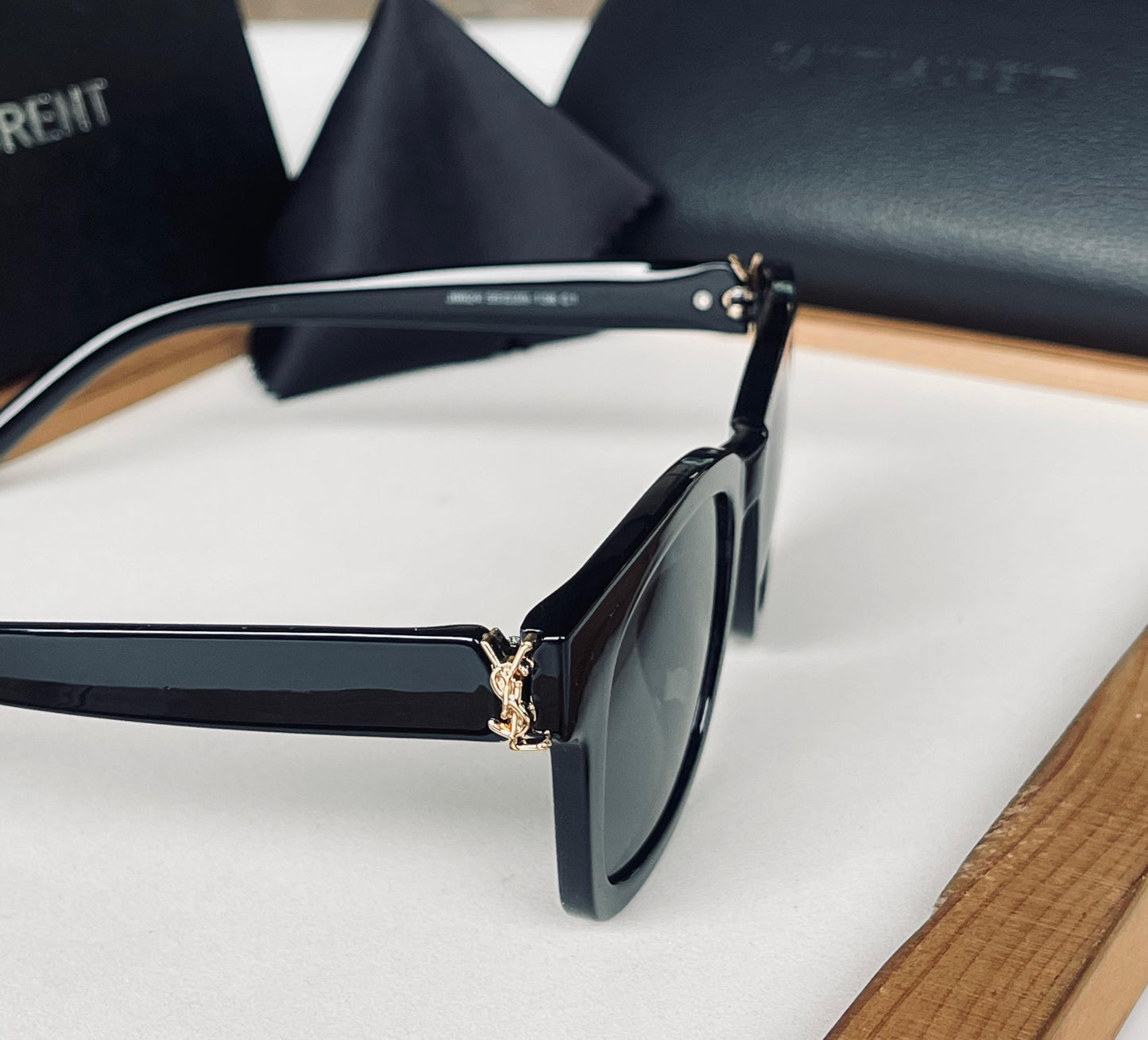 SAINT LAURENT SUNGLASSES