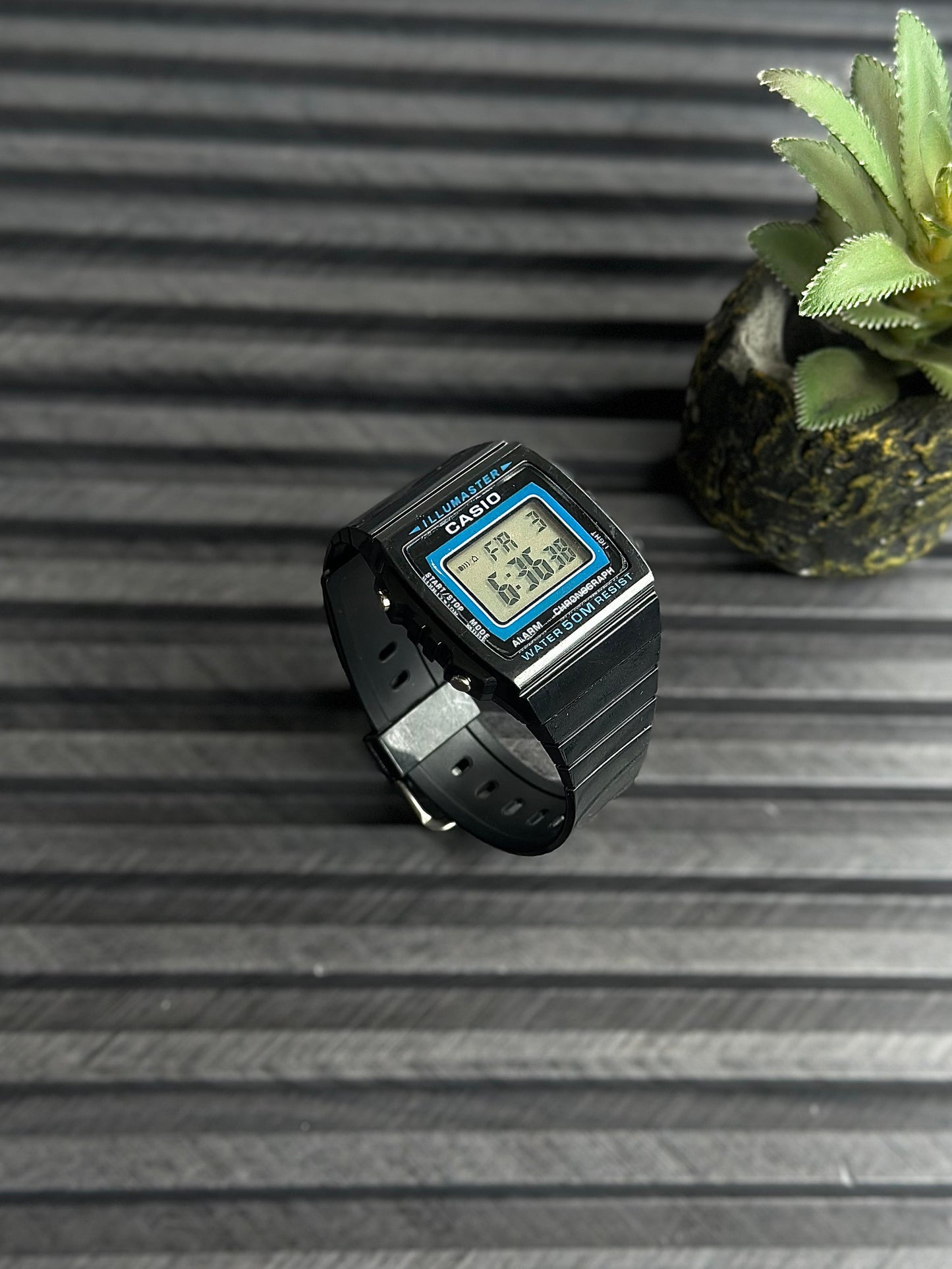 CASIO WATCH