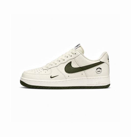 NIKE AIRFORCE ONE KAWS LDT EDTN