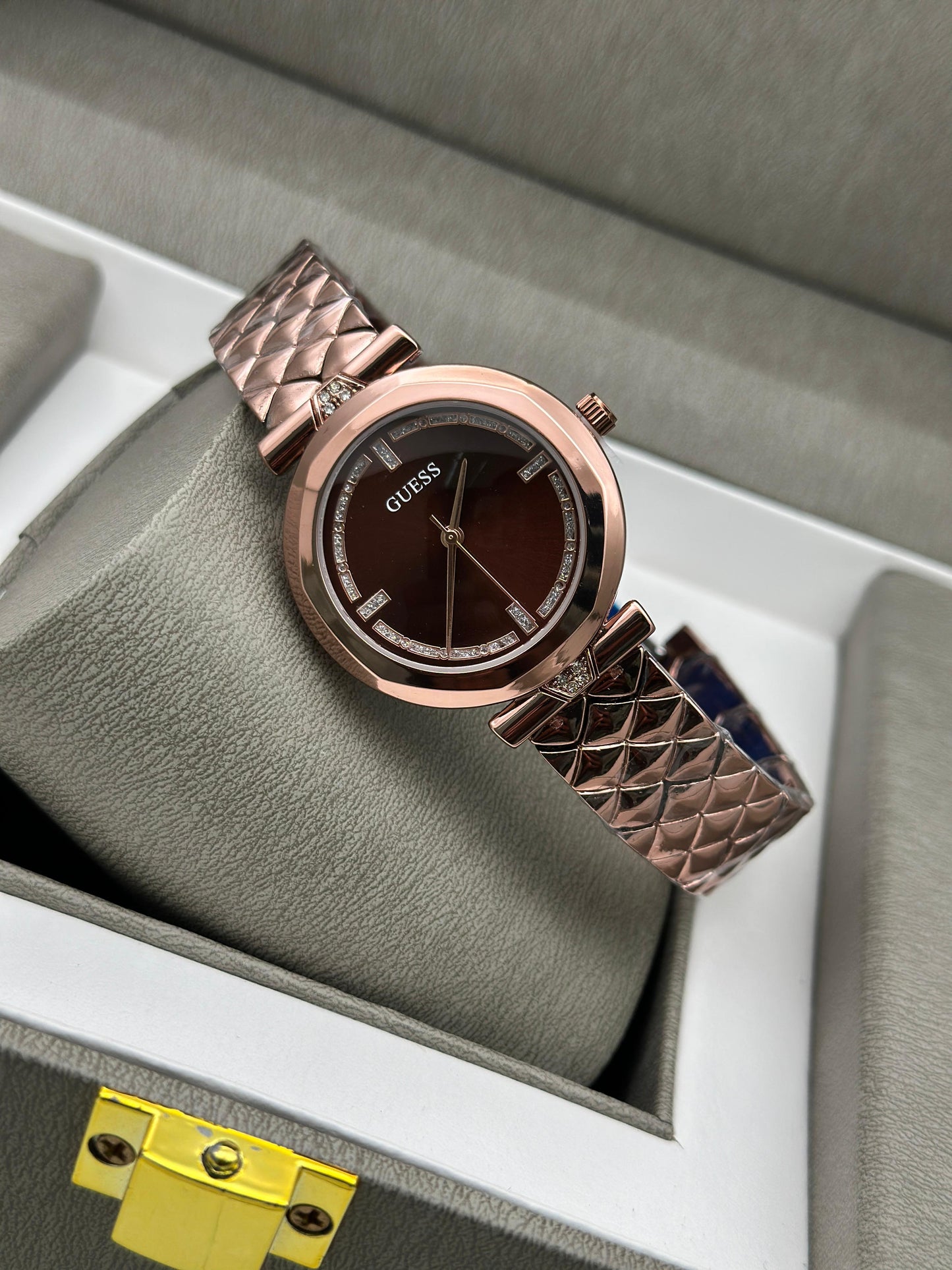 LADIES WATCH
