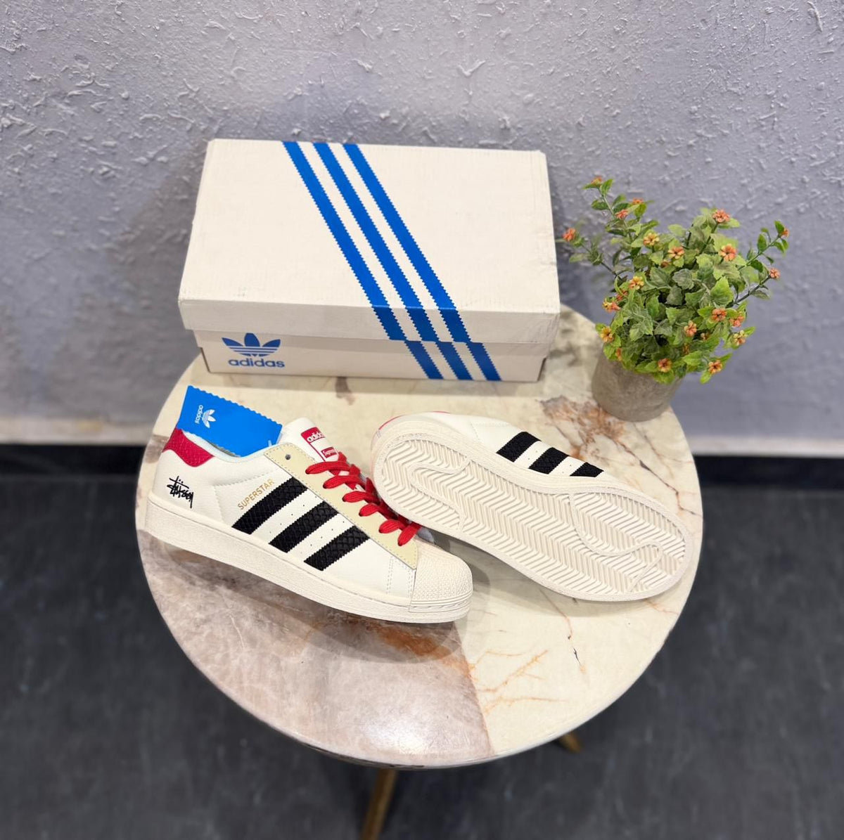 ADIDAS ORIGINAL SUPERSTAR WHITE BLACK RED STUSSY X SUPREME