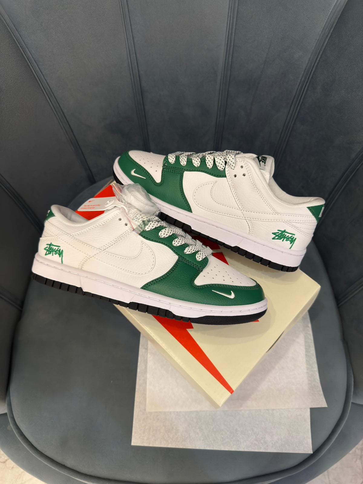NIKE SB DUNK STUSSY WHITE GREEN 2026