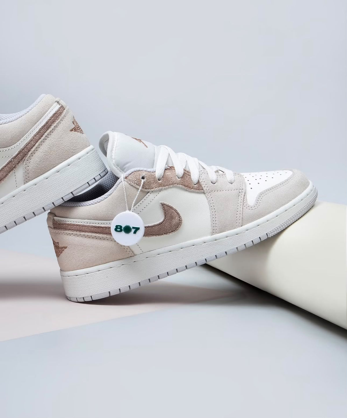 NIKE AIR JORDAN 1 LOW SE LEGEND LIGHT BROWN