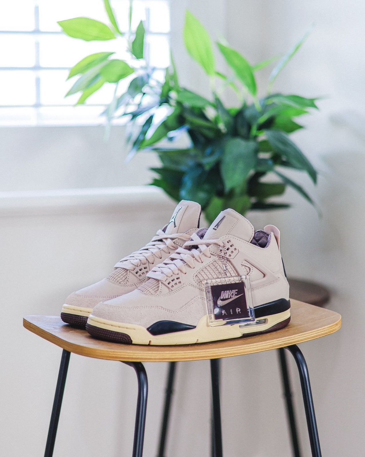 AIR JORDAN RETRO 4 X MA MANIERE