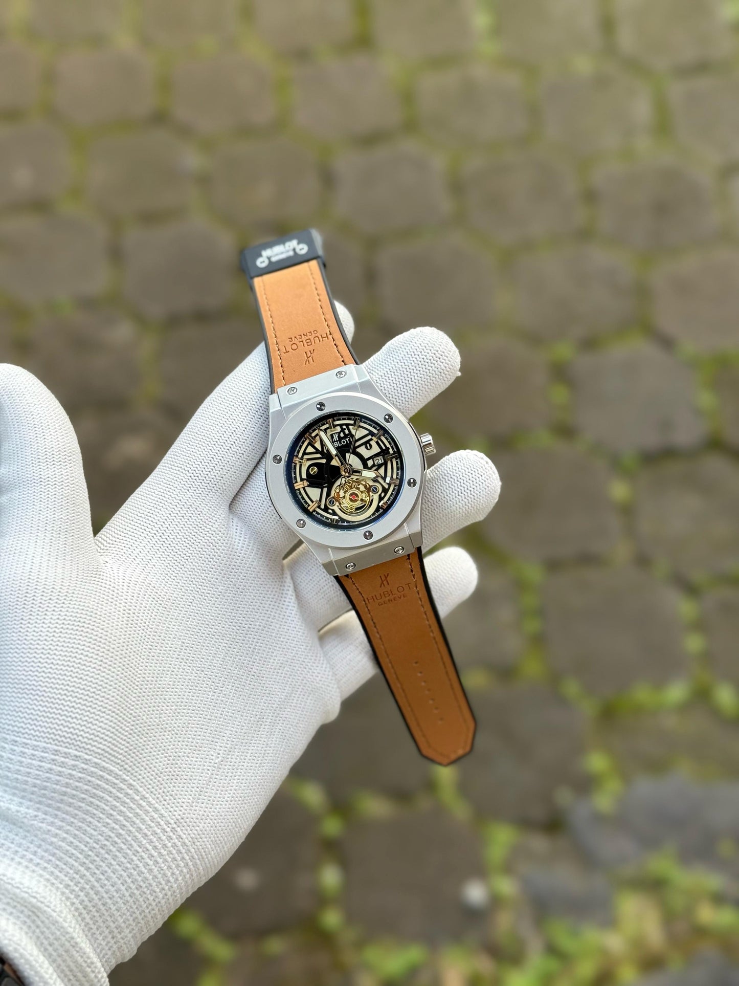 HUBLOT