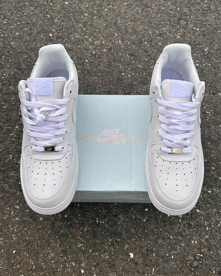 NIKE AIRFORCE 1 LOW X NOCTA