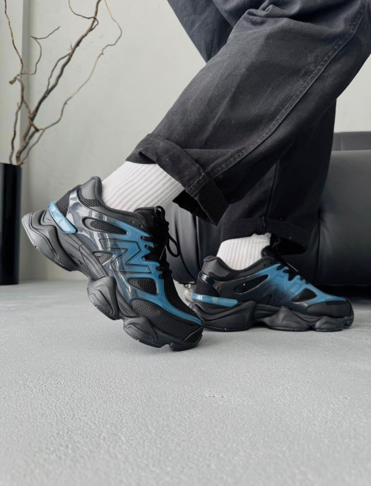 NEW BALANCE 9060 GRADIENT BLUE BLACK