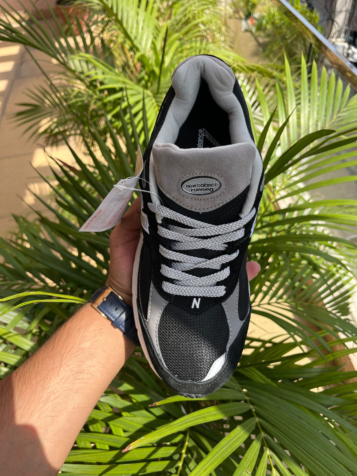 NEW BALANCE 2002 R