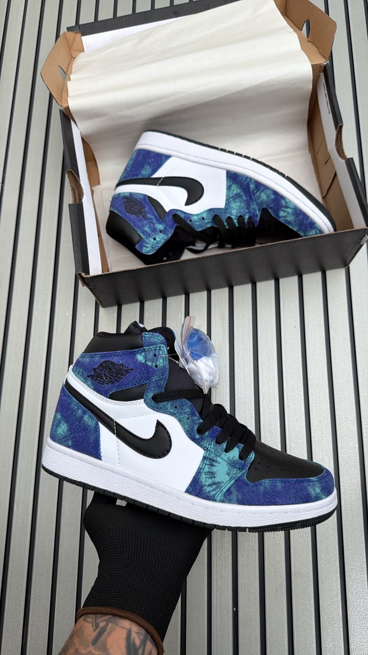 NIKE AIR JORDAN ONE RETRO HIGH OG TIE DEY