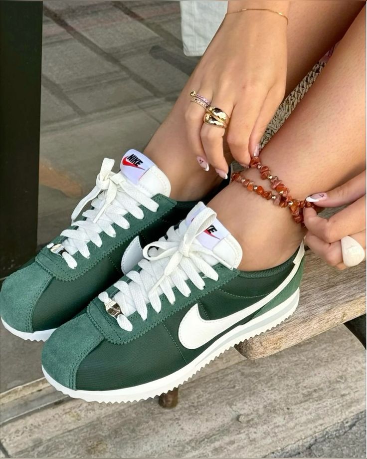NIKE CORTEZ FIR GREEN