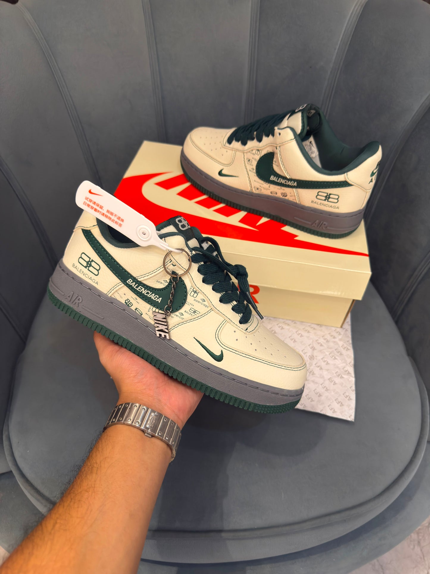 NIKE AIRFORCE X BALENCIAGA 2026
