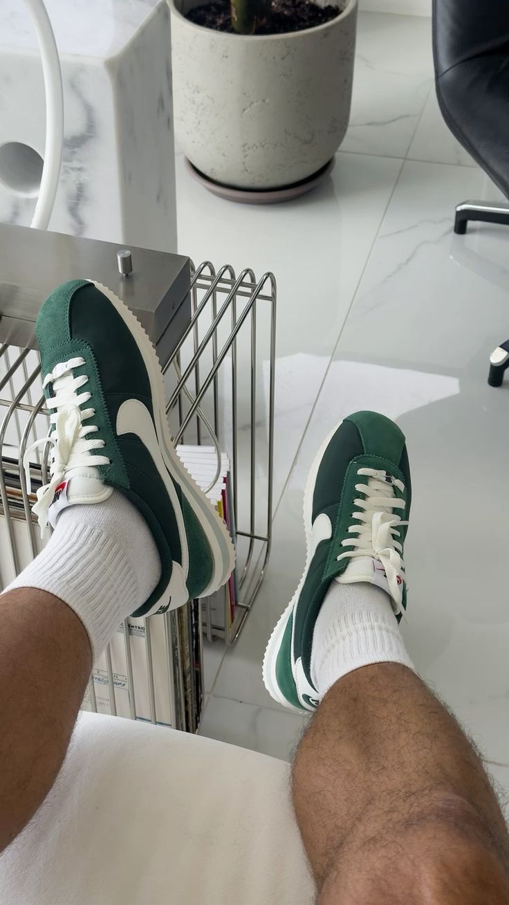 NIKE CORTEZ FIR GREEN