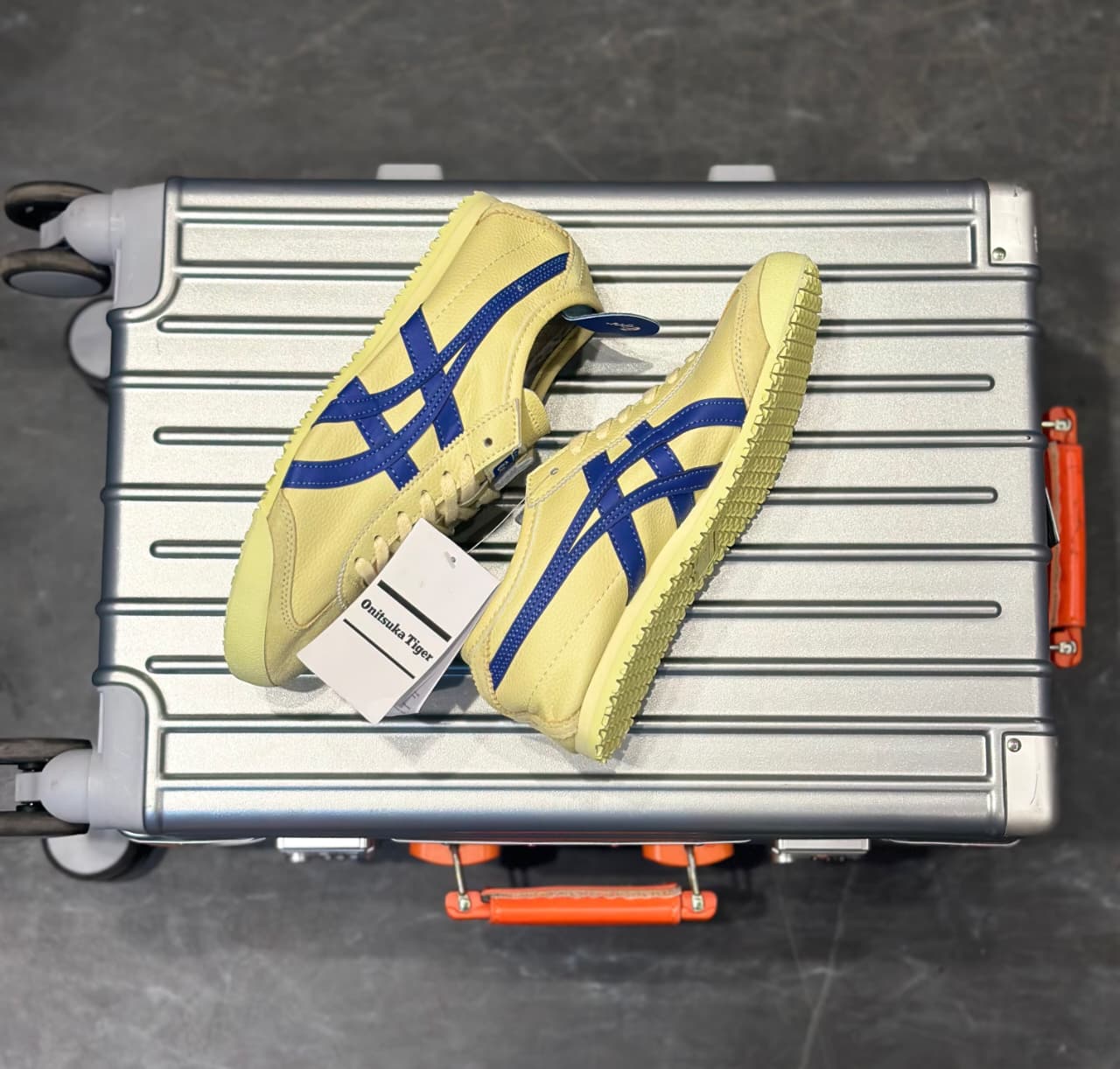 ONITSUKA TIGER YELLOW BLUE