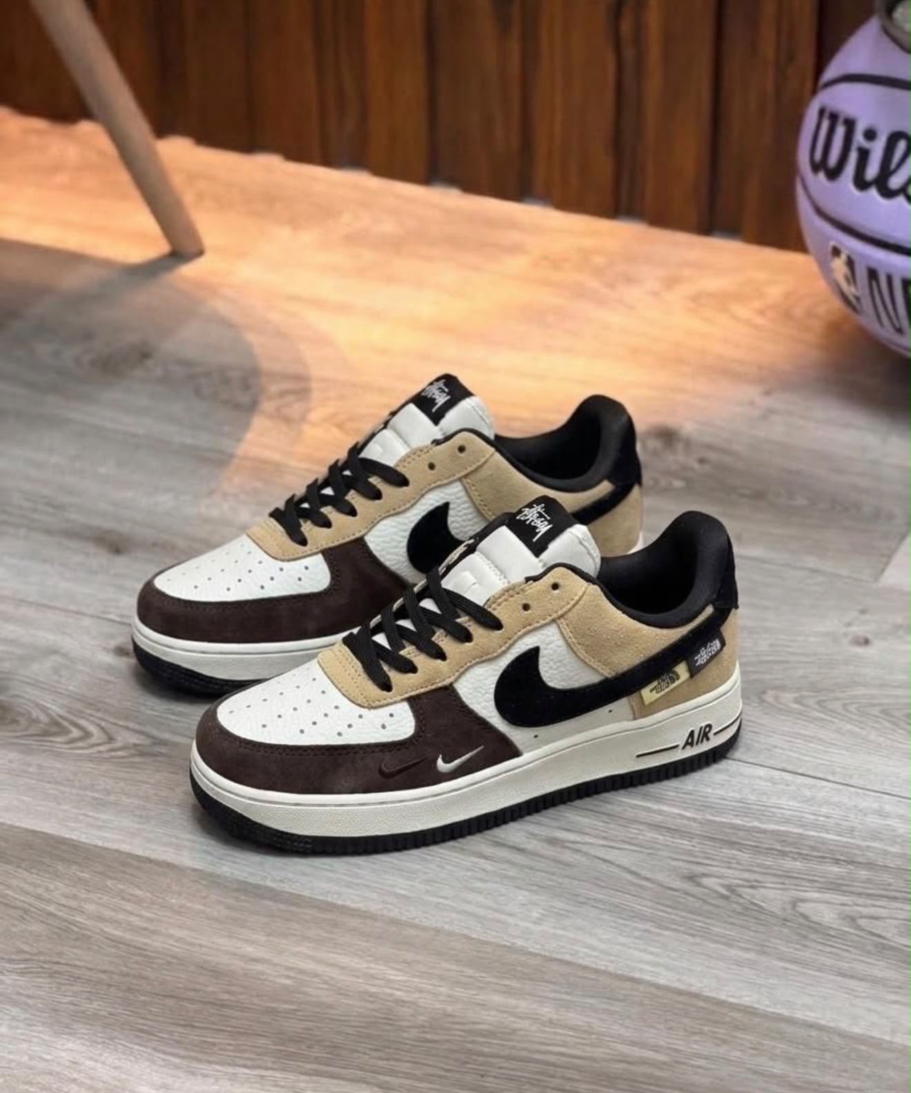 NIKE AIRFORCE 1 THE NORTH FACE