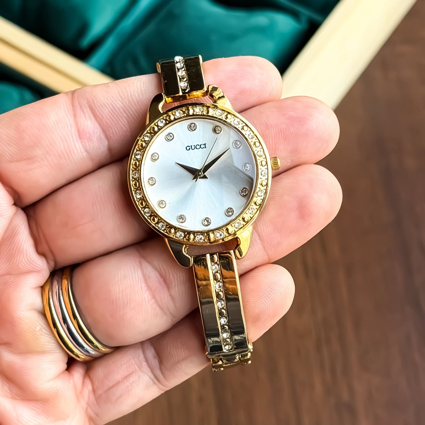 GUCCI WATCH