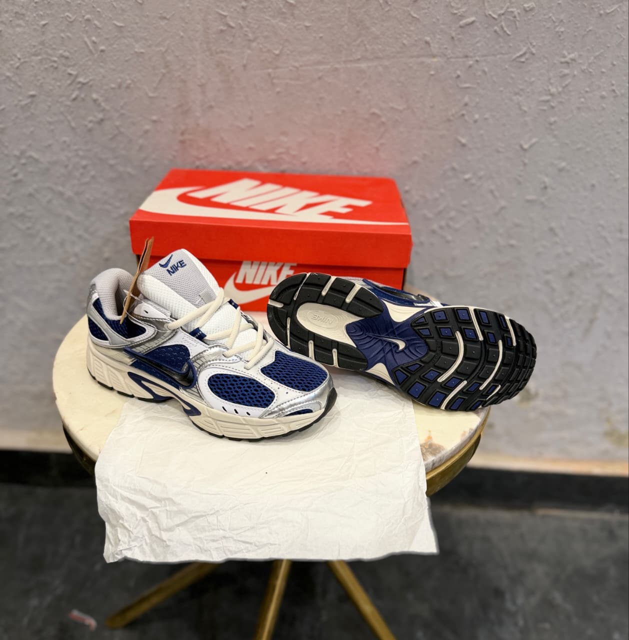 NIKE VOMERO 5 RUNNER BLUE GREY
