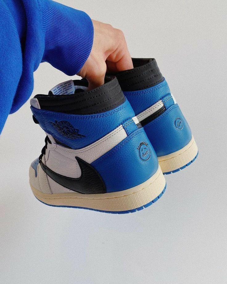 JORDAN 1 RETRO HIGH FRAGMENT X TRAVIS SCOTT U.A