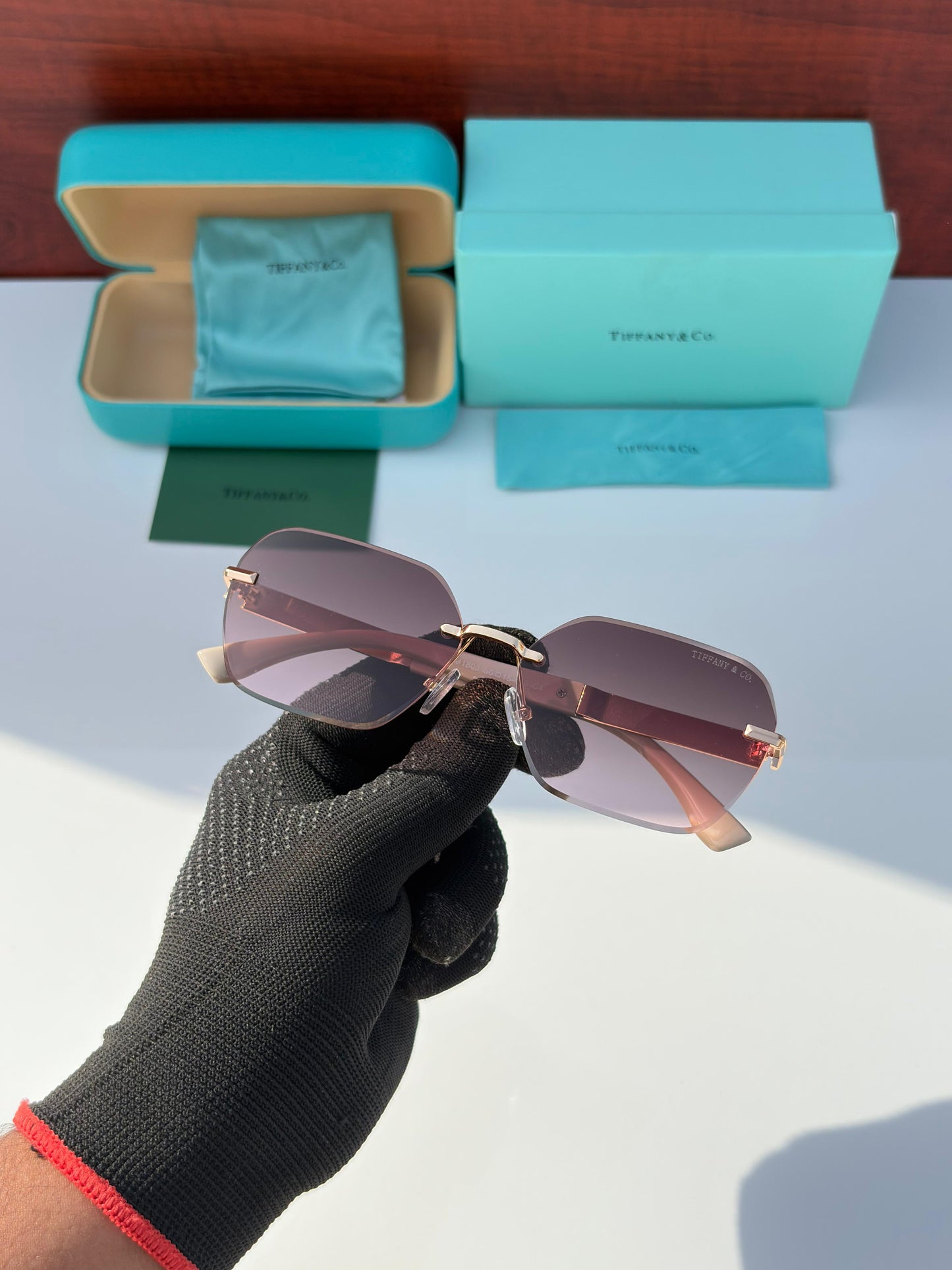 TIFFANY & CO SUNGLASSES