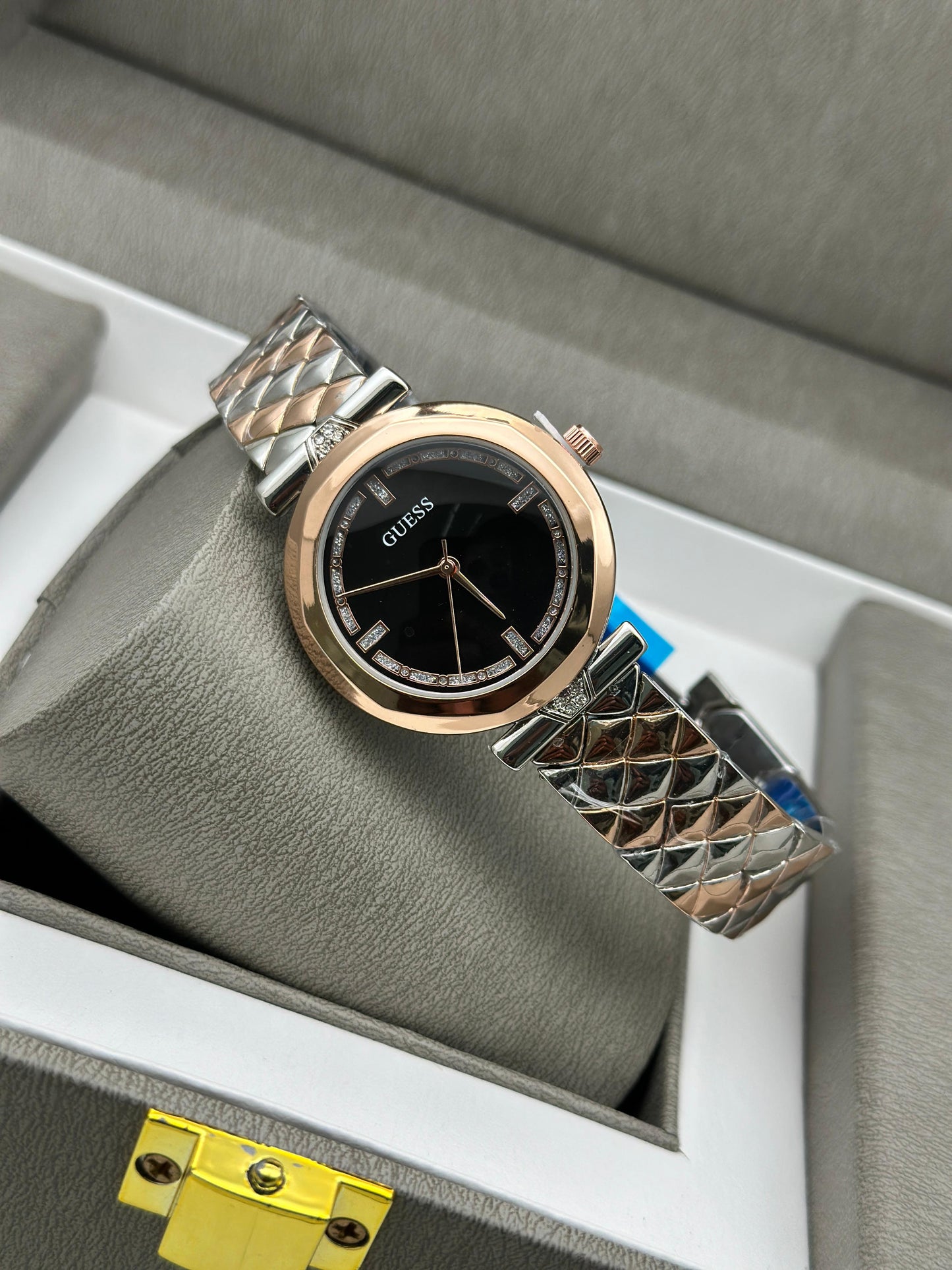 LADIES WATCH