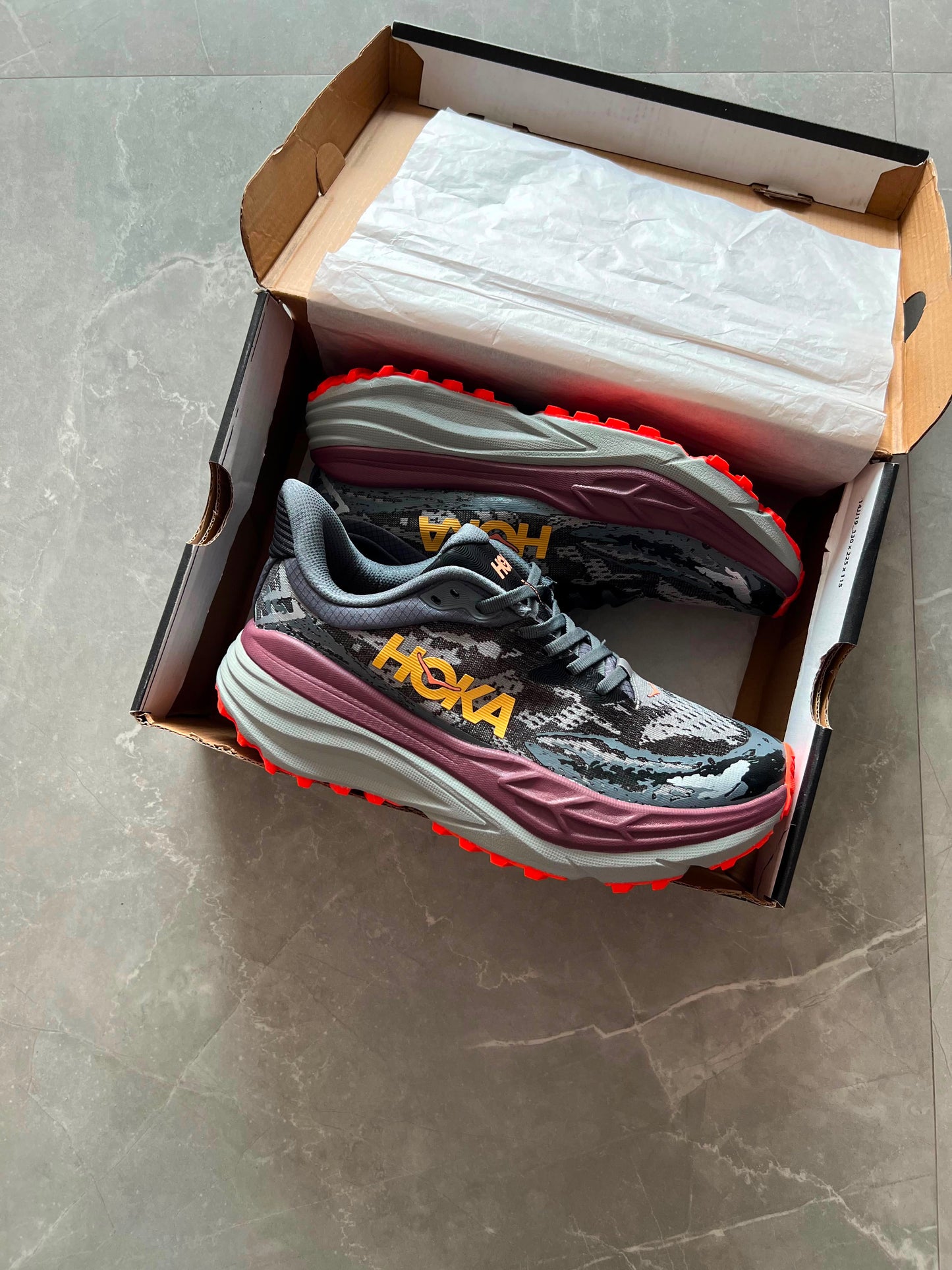 HOKA STINSON 7