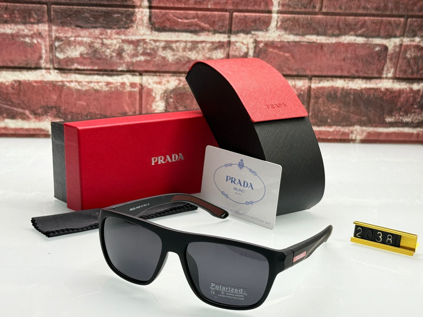 PRADA POLARIZED LENS SUNGLASS