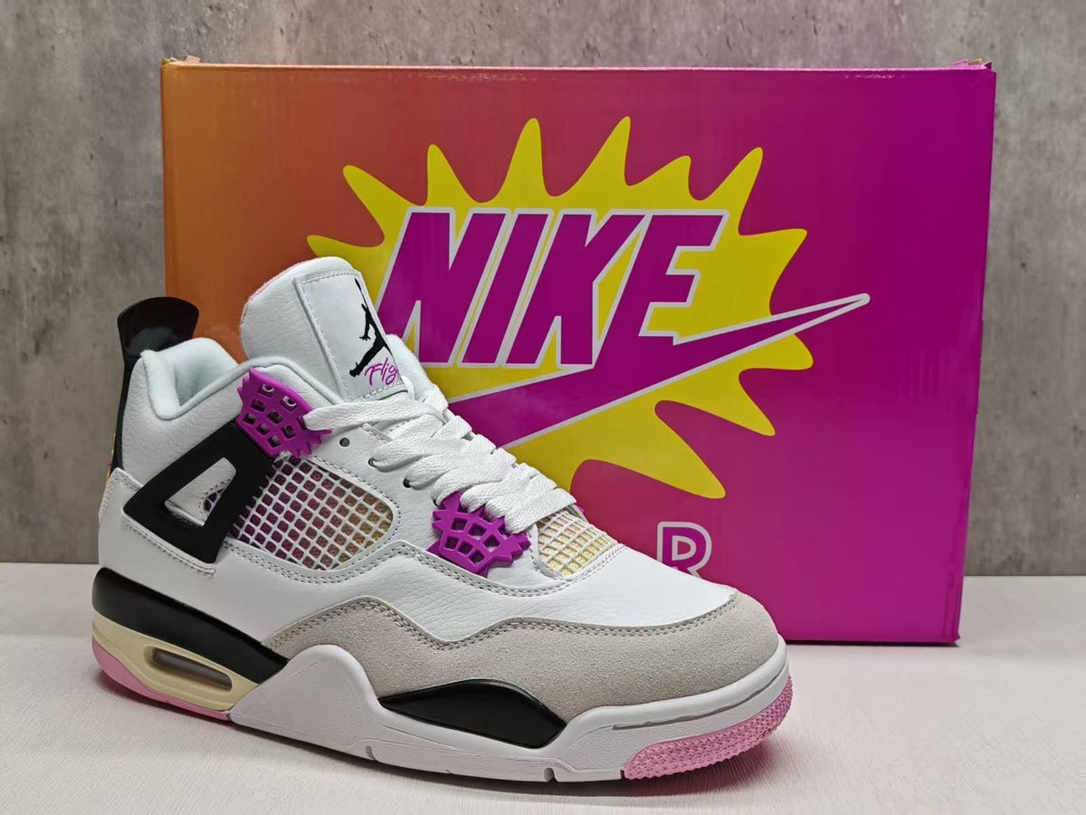 NIKE AIR JORDAN 4 RETRO COMIC