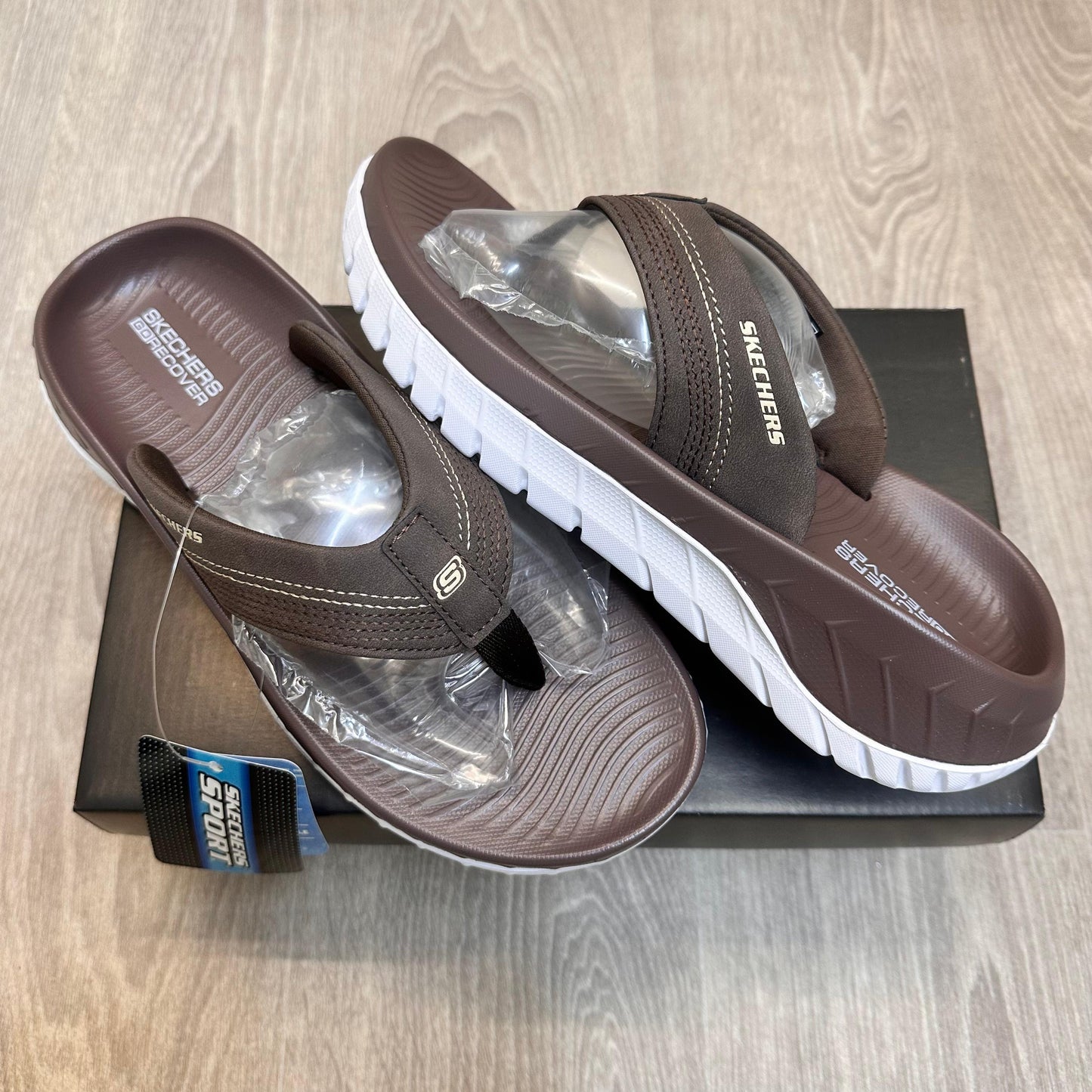 SKETCHERS GO RECOVER SANDAL