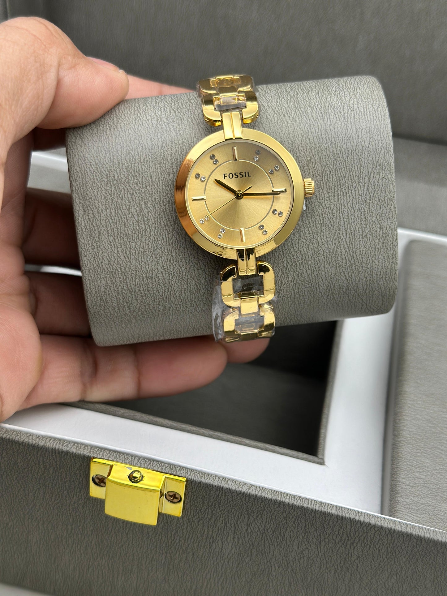 FOSSIL LADIES WATCH