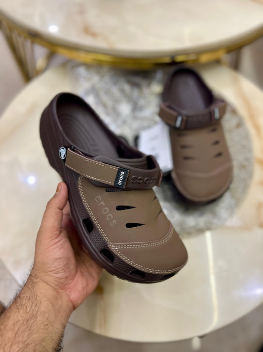 CROCS YUKON CLOG
