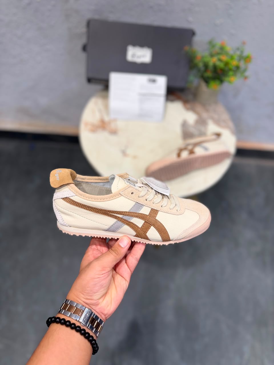 ONITSUKA TIGER SNEAKERS BROWN BEIGE