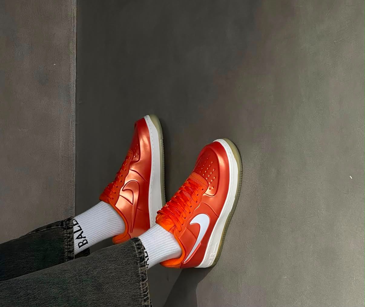 NIKE AIRFORCE  ONE FOAMPOSITE METTALIC ORANGE