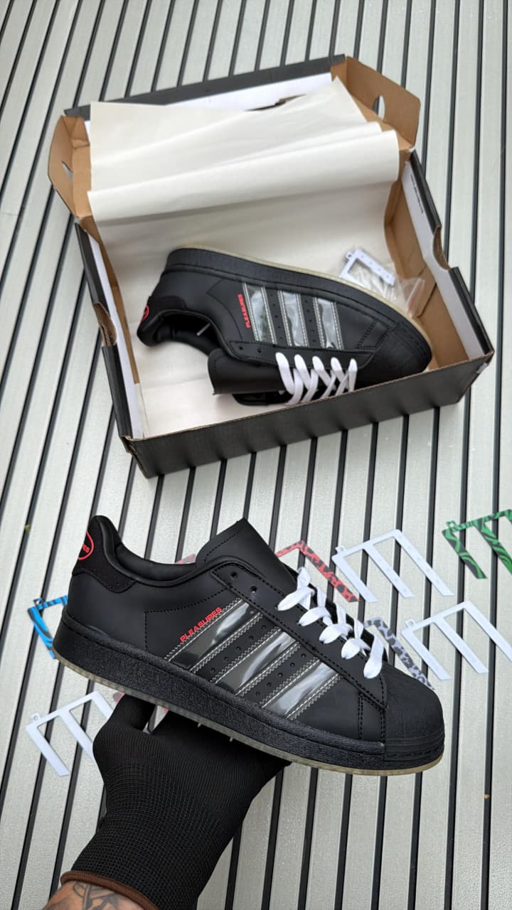 ADIDAS ORIGINALS SUPERSTAR STRIPS