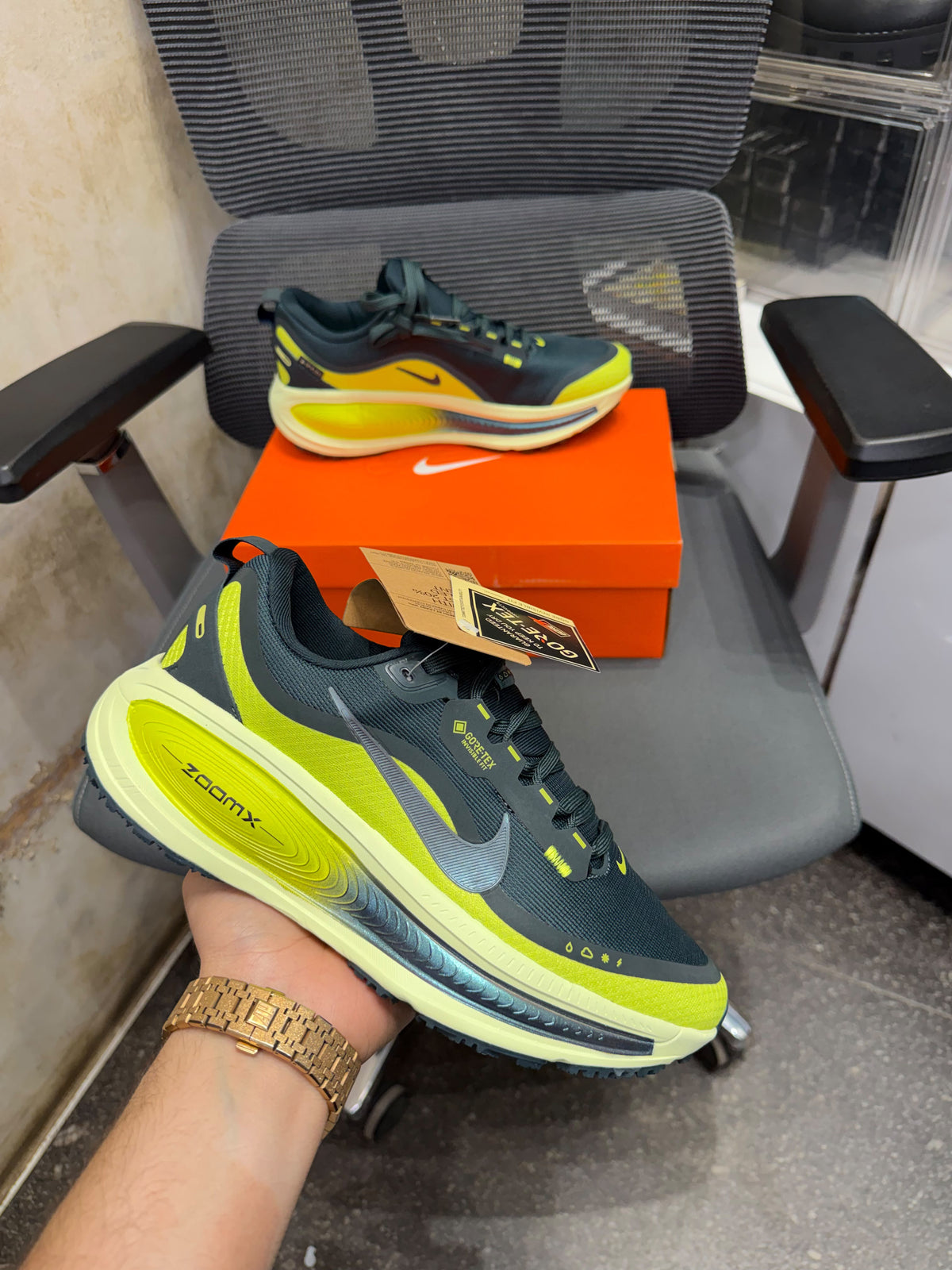 NIKE VOMERO 18 GORE TEX REFLECTIVE