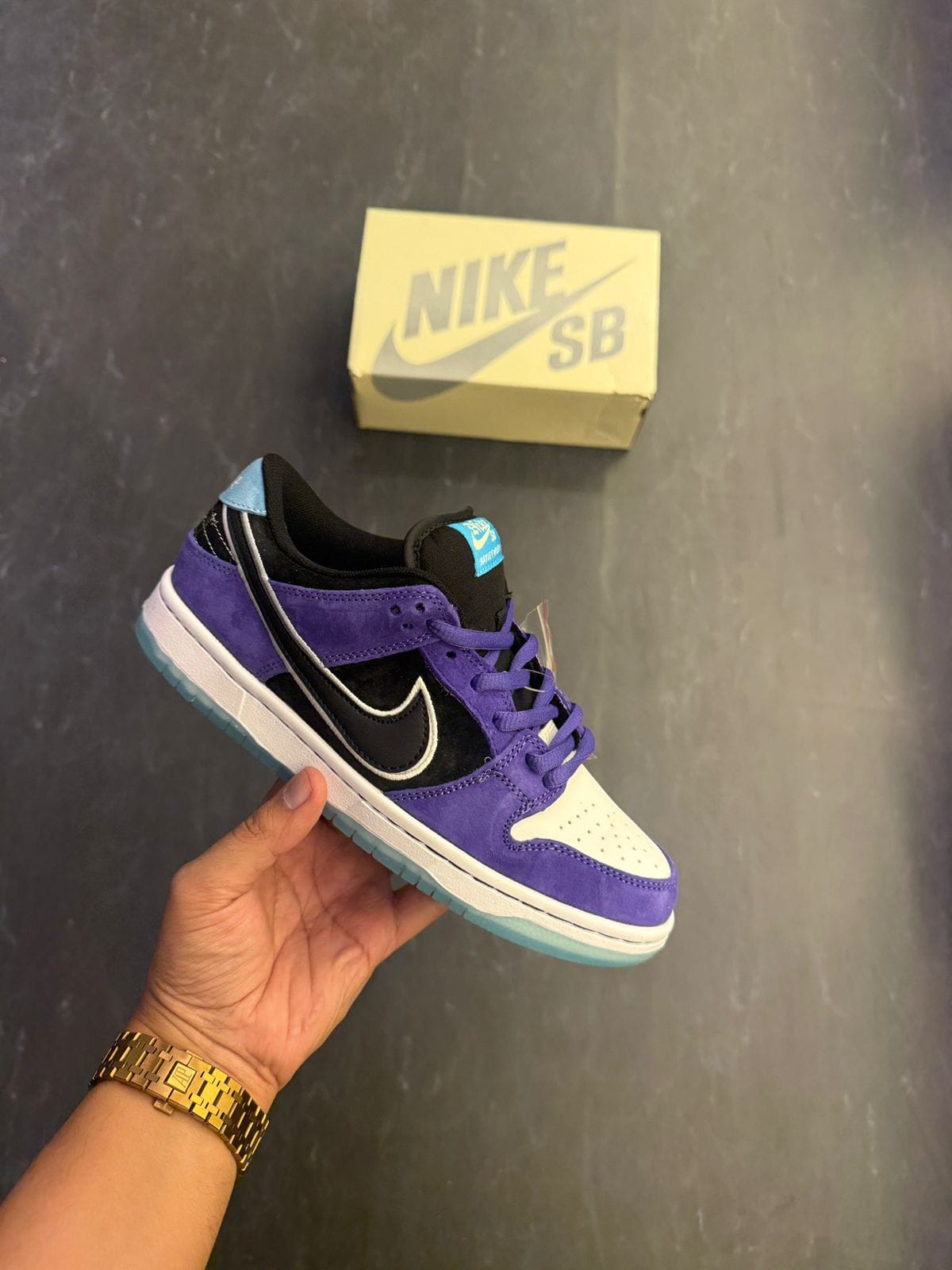 NIKE SB  DUNK HAYLEY WILSON