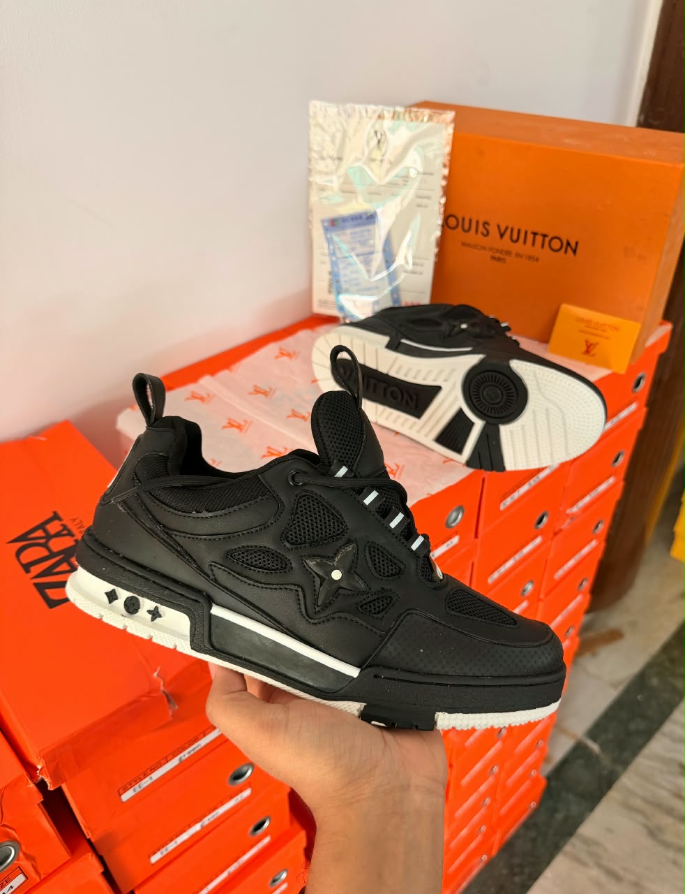 LOUIS VUITTON TRAINERS