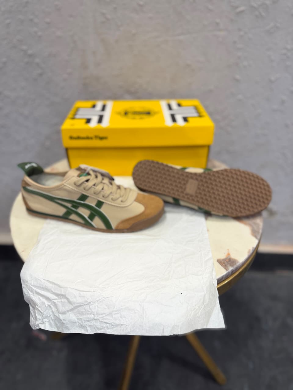 ONITSUKA  TIGER BEIGE GREEN